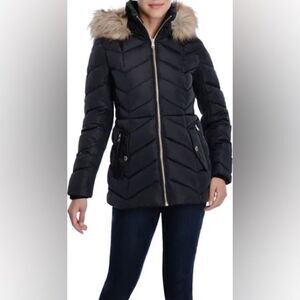 London Fog medium black winter jacket coat faux fur hood